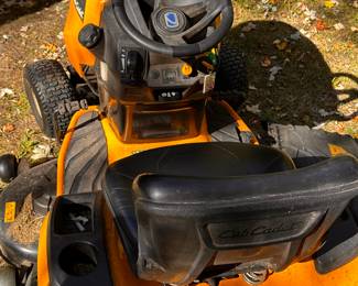Fantastic Cub Cadet Riding Lawnmower! In perfect condition with accessories! Runs perfectly and cuts grass beautifully! 