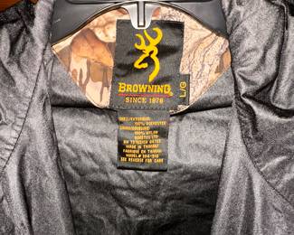 Beautiful BROWNING Camo Jacket! Size L! Excellent condition! 