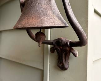 The DINNER BELL! 
