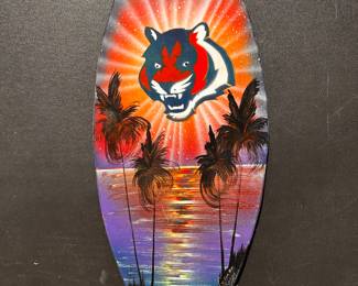 An interesting Cincinnati Bengals item - Hand painted Logo on oval board! Signed by artist! 