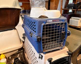 LOTS of Cat/Pet accessories! Two travel crates two feeders! 