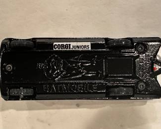 Awesome Corgi Juniors Batman Car! Grey/Black Wheels! NEAR MINT! 