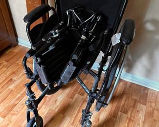 EXCELLENT Wheel Chair! 