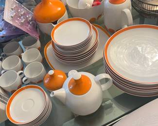 Rosenthal complete set 60s Orange Dot