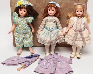 Kripplebush Kids- Tonner Dolls and Extra Dress