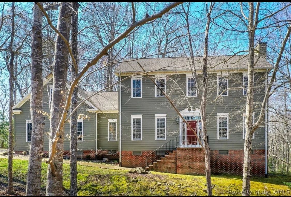 Lovely Skimino Landing Estates home!