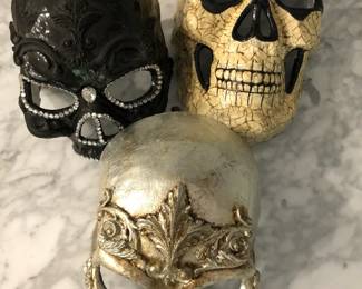 Hand made masks from Venice, Italy.
During the Venice Carnivals in the past the streets of Venice were full of the people wearing masks which allowed them to protect their identity and remove any social differences. Besides, masks allowed a wearer hide his identity during licentious and dissolute activities.