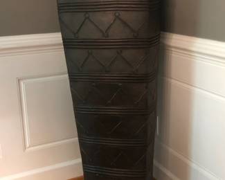 Terra cotta pot with lid. Decorative item from Uganda 