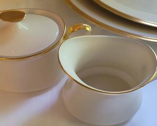 Lenox creamer & sugar
