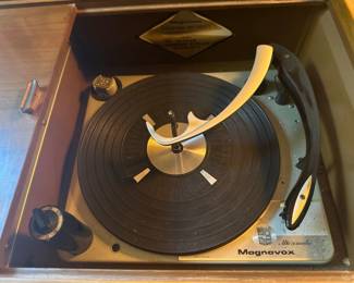 Magnavox Micromatic console stereo with turntable