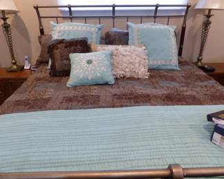 Bedding only (bed not for sale)