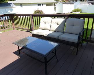 Outdoor loveseat & coffee table