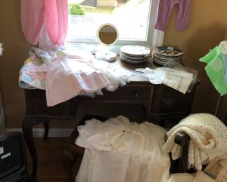 Children’s Clothing 