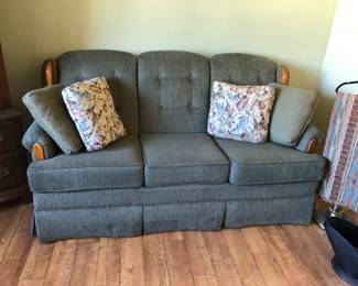 Lancer Full Size Sofa 