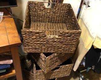 Baskets 