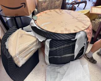 New Oval Patio Table with Chairs