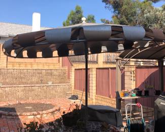 The retro metal umbrella