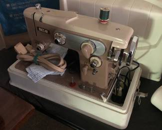 Riccardo vintage sewing machine