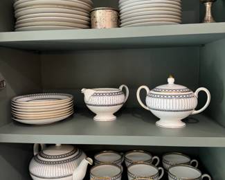 Wedgwood - Colonnade Pattern