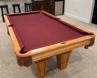 Brunswick 7' Pool Table & Cue Rack