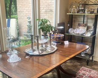 Duncan Phyfe two pedestal dining table with claw shaped toecaps