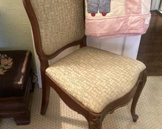 Single chair