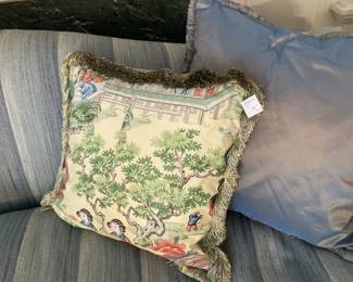 Decorative pillows