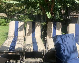 Loungers
