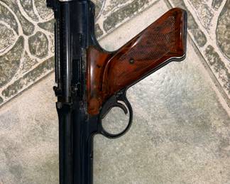Crossman 600 Semi-automatic Pellet Gun