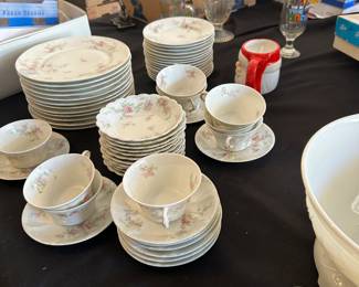Havelin set of dishes