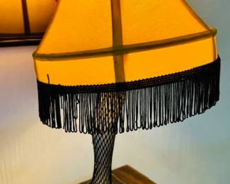 LEG LAMP
