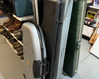 GUN AND BOW CASES 