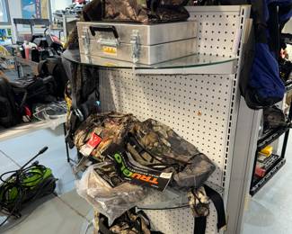 HUNTING BAGS AND MORE 