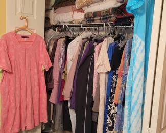 Womens dress clothes 