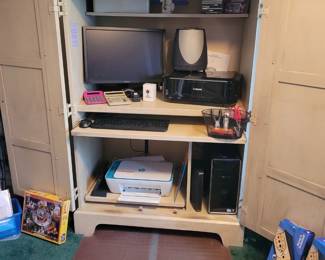 Desk / office armoire 