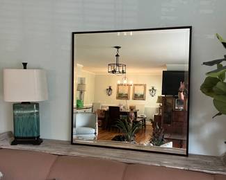Large mirror 