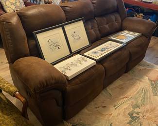 Sofa with Reclining Seats