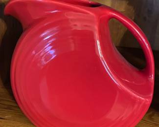 Red Disc Pitcher