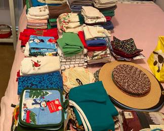 Pot Holders, Placemats and More