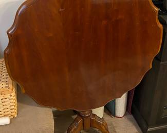 Ball and Claw Tilt Top Table