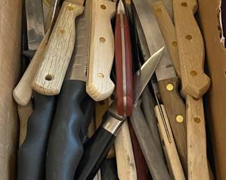 Assorted Kitchen Knives