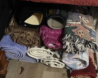 Assorted Bathmats and Rugs