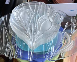 Savoir Vivre Platter and Plate Glass Set