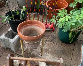 Lots of rocks, fossils, crystals 
