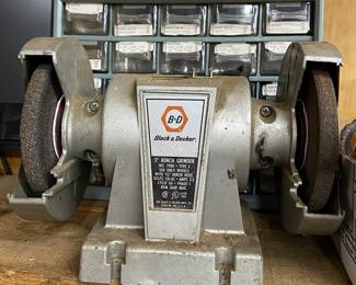 Black & Decker Bench Grinder
