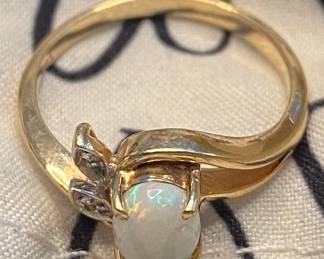 10K Gold Ring (2 Grams)