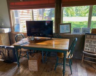 TV, Table & Chairs