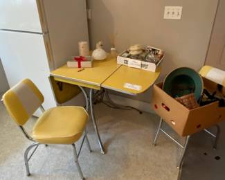 Vintage Table & 4 Chairs