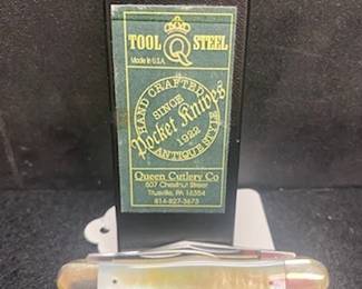 Rare Queen #48 Gold Lip Pearl Pocket Knife in Box