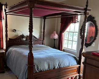Queen 4 poster canopy bed. 